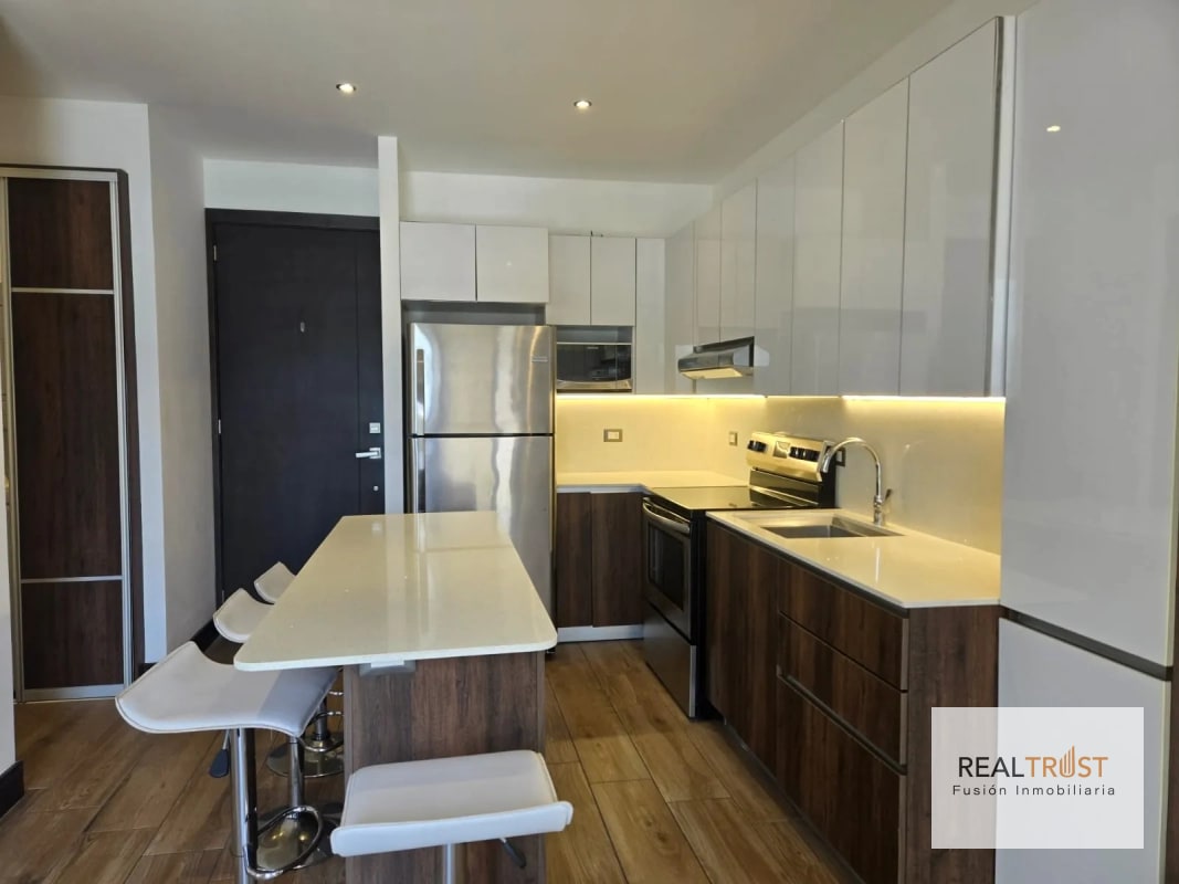 VENTA MODERNO APARTAMENTO ZONA 10 - 10