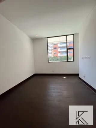 Hermoso y moderno apartamento en zona 14 — Apartamento en Venta en Echo, Zona 14, Guatemala, Ciudad — miniatura 11 de 17