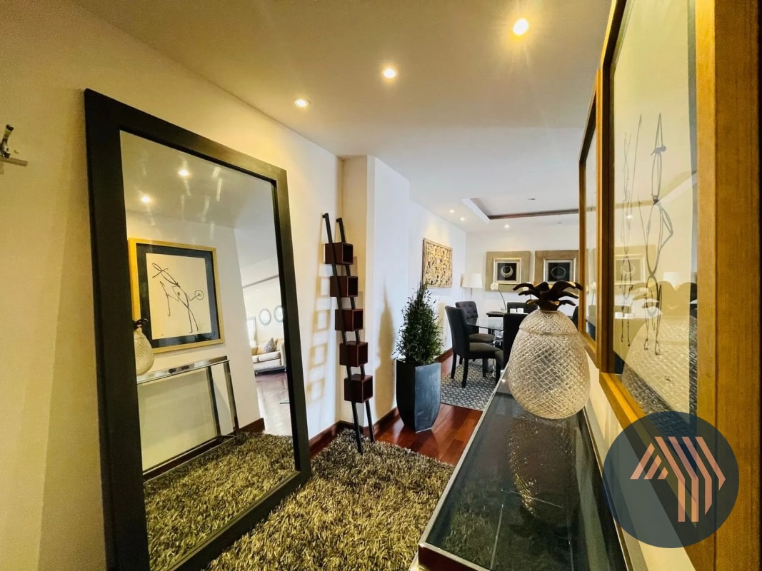 VENTA DE CÉNTRICO APARTAMENTO AMUEBLADO - TIFFANY, ZONA 10 - 15