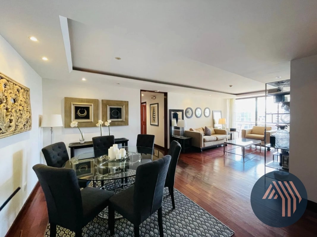 VENTA DE CÉNTRICO APARTAMENTO AMUEBLADO - TIFFANY, ZONA 10 - 8