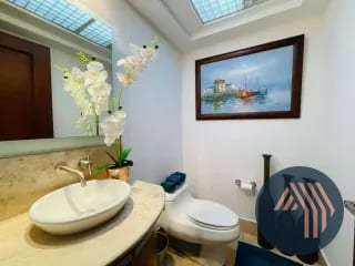 VENTA DE CÉNTRICO APARTAMENTO AMUEBLADO - TIFFANY, ZONA 10 — Apartamento en Venta en Tiffany II, Zona 10, Guatemala, Ciudad — miniatura 15 de 15