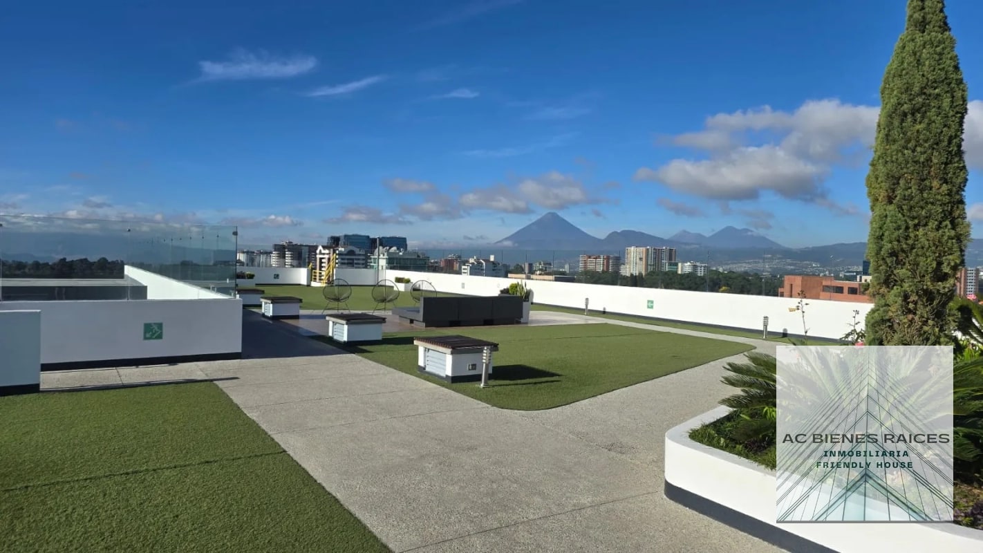 City House en venta zona 10 - 3
