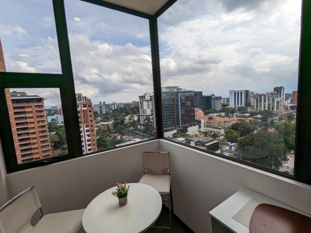 *Apartamento en Venta completamente Equipado y Decorado en Edificio Diagoseis zona 10* — Apartamento en Venta en Diagoseis, Zona 10, Guatemala, Ciudad — foto 2 de 15