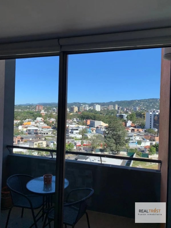 APARTAMENTO EN RENTA VERONA ZONA 10 - 1