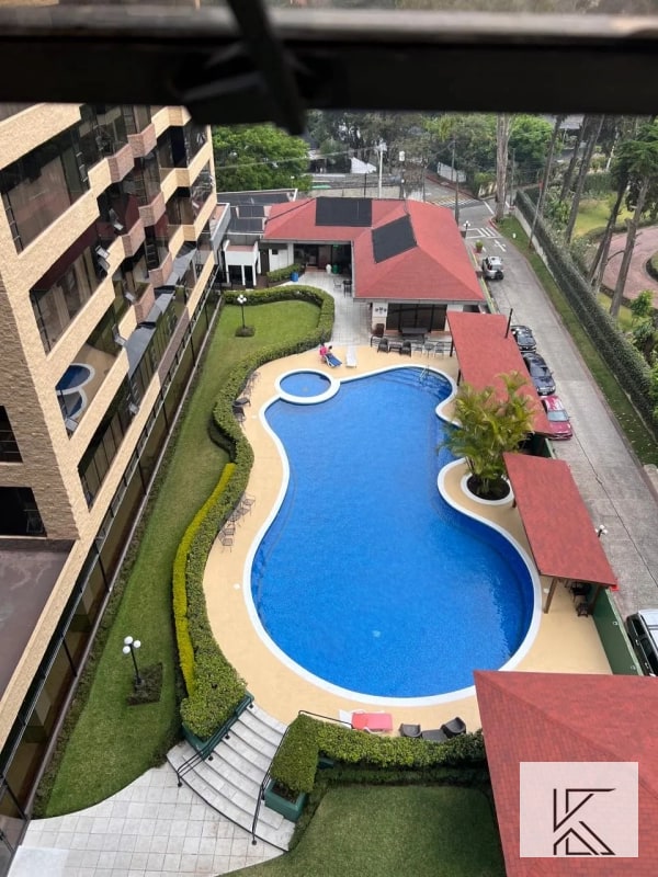 Elegante apartamento en venta en el Condominio Milenia, zona 10 - 12
