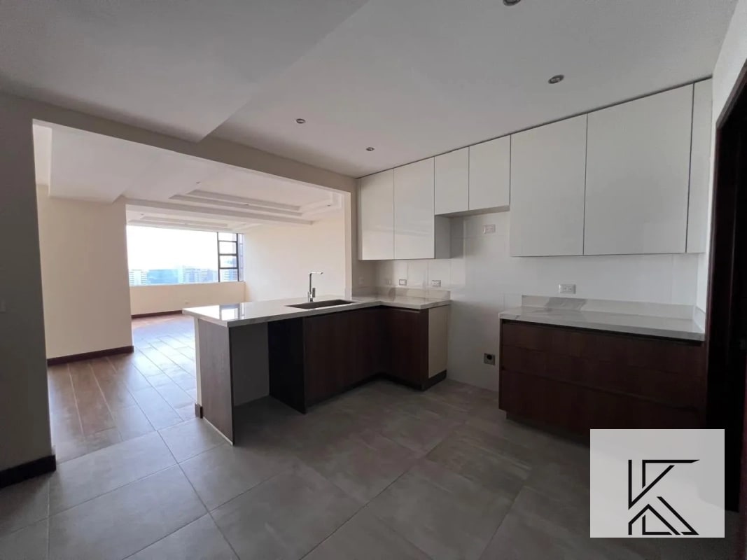 Elegante apartamento en venta en el Condominio Milenia, zona 10 - 6