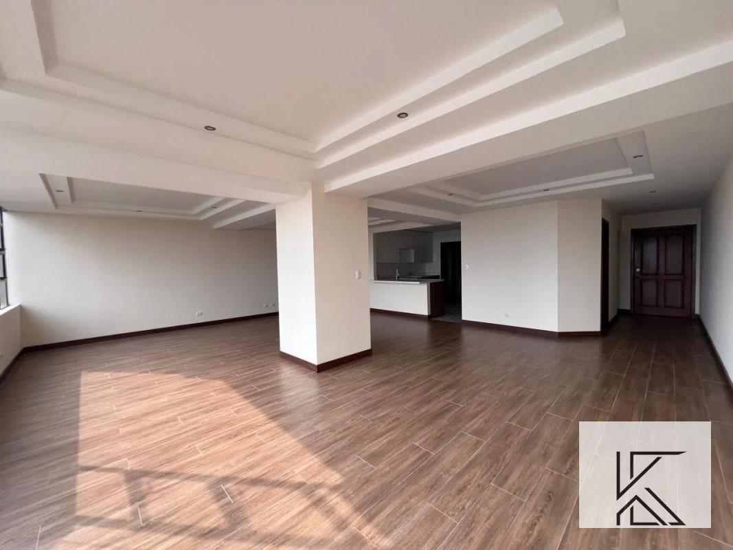Elegante apartamento en venta en el Condominio Milenia, zona 10 - 4