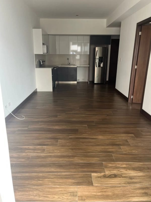 Apartamento en Zona 14 — Apartamento en Alquiler en Zona 14, Guatemala, Ciudad — foto 1 de 4