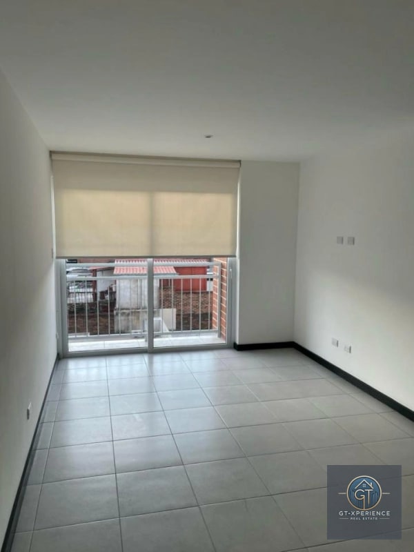Apartamento en venta o renta en edificio Museo San Mateo, zona 7 - 12