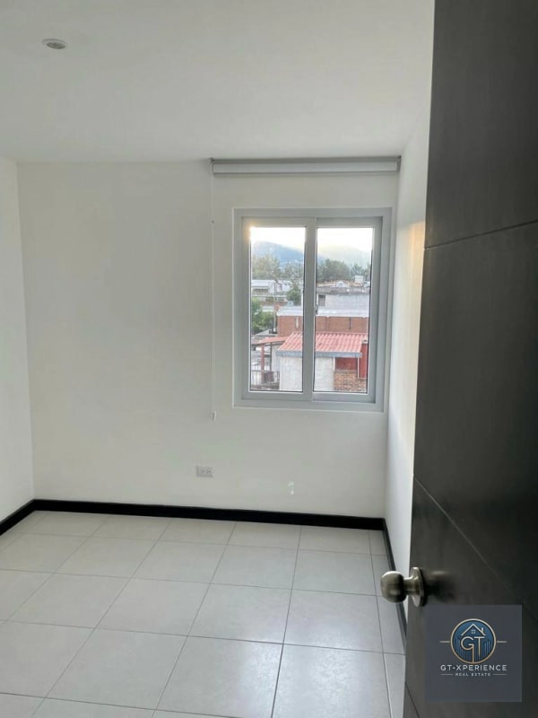 Apartamento en venta o renta en edificio Museo San Mateo, zona 7 - 9