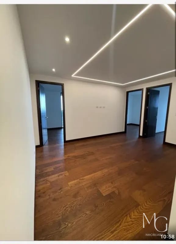 Vendo Penthouse en Edificio Vasanta Zona 10 — Apartamento en Venta en Vasanta, Zona 10, Guatemala, Ciudad — foto 4 de 7