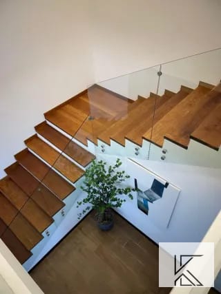 Moderno y Lujoso Penthouse en el Edificio Milenia, zona 10 — Apartamento en Venta en Milenia, Zona 10, Guatemala, Ciudad — miniatura 14 de 16