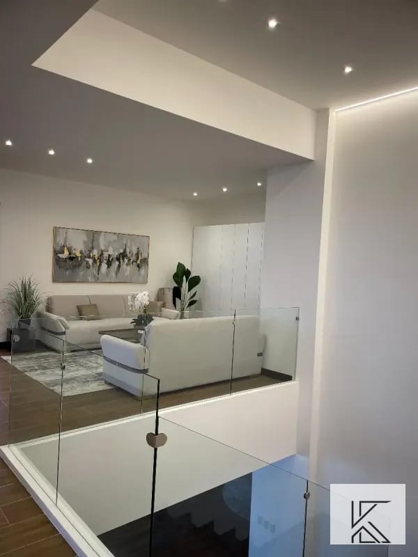 Moderno y Lujoso Penthouse en el Edificio Milenia, zona 10 — Apartamento en Venta en Milenia, Zona 10, Guatemala, Ciudad — foto 13 de 16