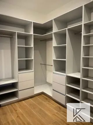 Moderno y Lujoso Penthouse en el Edificio Milenia, zona 10 — Apartamento en Venta en Milenia, Zona 10, Guatemala, Ciudad — miniatura 12 de 16
