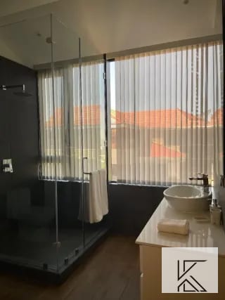 Moderno y Lujoso Penthouse en el Edificio Milenia, zona 10 — Apartamento en Venta en Milenia, Zona 10, Guatemala, Ciudad — miniatura 11 de 16