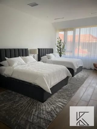 Moderno y Lujoso Penthouse en el Edificio Milenia, zona 10 — Apartamento en Venta en Milenia, Zona 10, Guatemala, Ciudad — miniatura 10 de 16