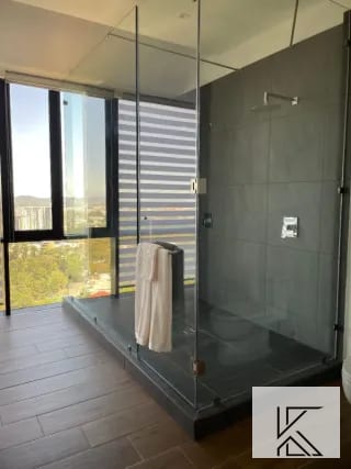 Moderno y Lujoso Penthouse en el Edificio Milenia, zona 10 — Apartamento en Venta en Milenia, Zona 10, Guatemala, Ciudad — miniatura 7 de 16