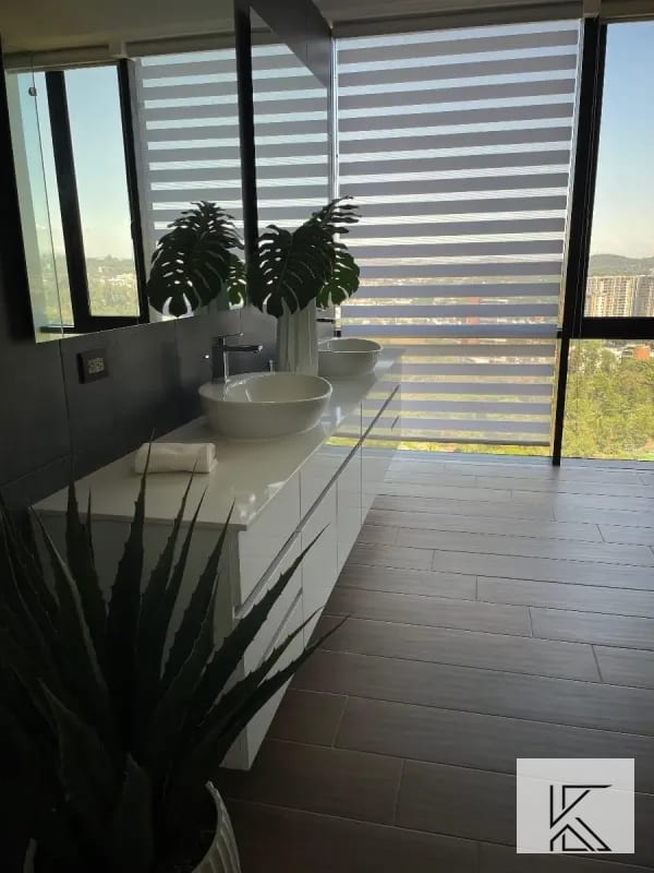 Moderno y Lujoso Penthouse en el Edificio Milenia, zona 10 — Apartamento en Venta en Milenia, Zona 10, Guatemala, Ciudad — foto 6 de 16