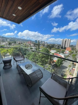 Apartamento Renta Edificio Vhista 2 Dormitorio, 1 Parqueo tánde114MTS2, Balcón amplio — Apartamento en Alquiler en Zona 15, Guatemala, Ciudad — miniatura 1 de 10