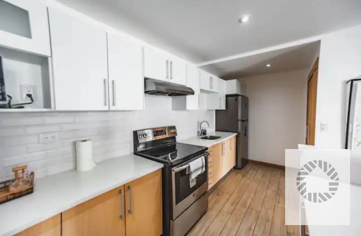 VENDO APARTAMENTO  CITY HAUS,ZONA 10 - 7