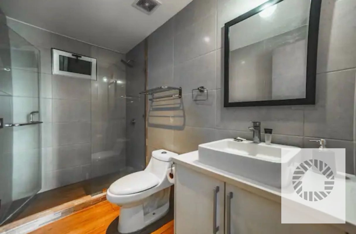 VENDO APARTAMENTO CITY HAUS,ZONA 10 - 3
