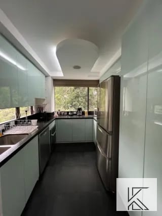 Amplio apartamento en ALQUILER en Moradas del Acueducto en zona 10 — Apartamento en Alquiler en Moradas del Acueducto, Zona 10, Guatemala, Ciudad — miniatura 2 de 15