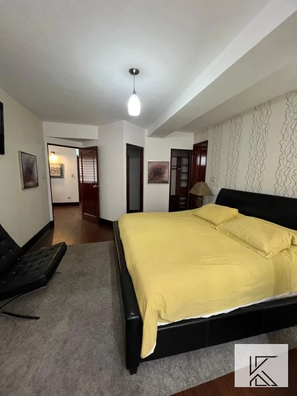 Amplio apartamento en VENTA en Moradas del Acueducto en zona 10 - 5
