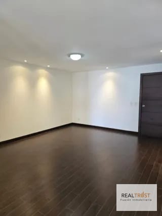 RENTO APARTAMENTO EN ATTICA ZONA 14 — Apartamento en Alquiler en Attica, Zona 14, Guatemala, Ciudad — miniatura 1 de 10