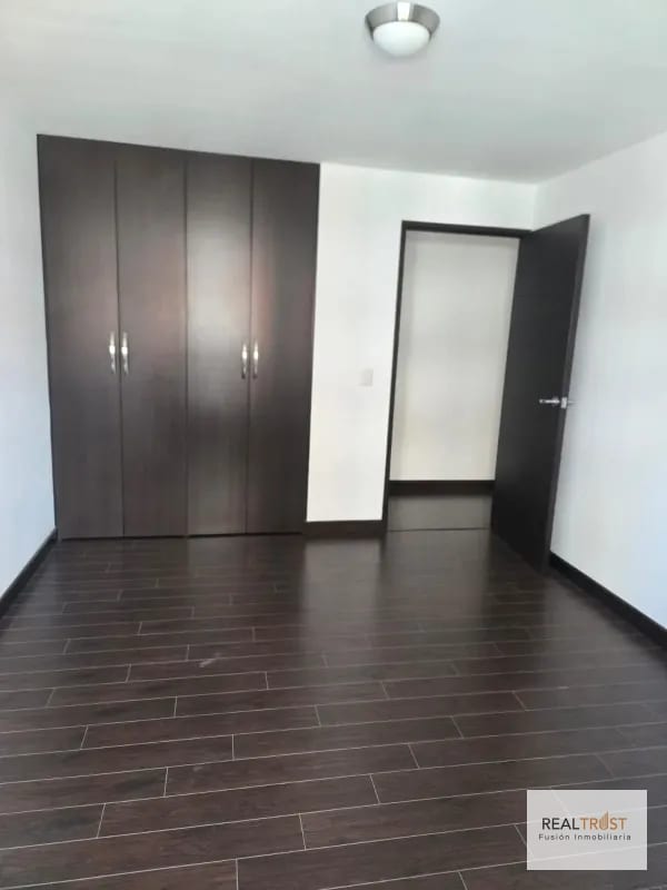 RENTO APARTAMENTO EN ATTICA ZONA 14 — Apartamento en Alquiler en Attica, Zona 14, Guatemala, Ciudad — foto 8 de 10