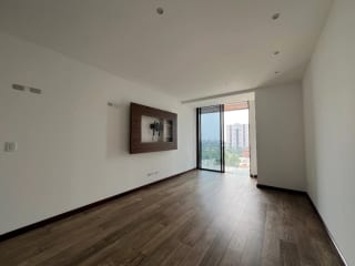 Apartamento Renta Edificio Vhista 2 Dormitorio, 1 Parqueo tánde114MTS2, Balcón amplio — Apartamento en Alquiler en Zona 15, Guatemala, Ciudad — miniatura 8 de 10