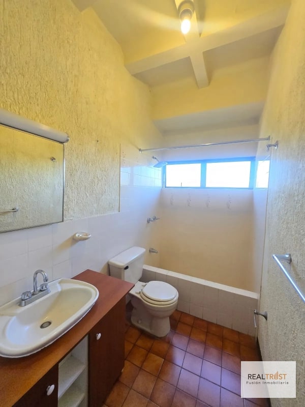 APARTAMENTO EN RENTA EN VISTA HERMOSA II ZONA 15 - 4