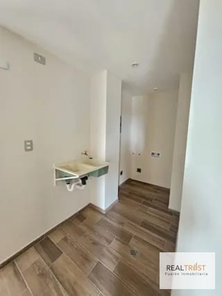VENDO APARTAMENTO EN ZONA 11 SOBRE LA ROOSEVELT A LA ALTURA DEL CENTRO ESPAÑOL — Apartamento en Venta en Torre Zentia, Zona 11, Guatemala, Ciudad — miniatura 5 de 8