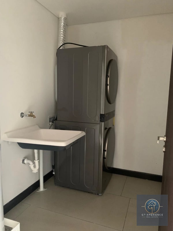 Lindo y amplio apartamento en AZORES, Zona 15 VHII - 3
