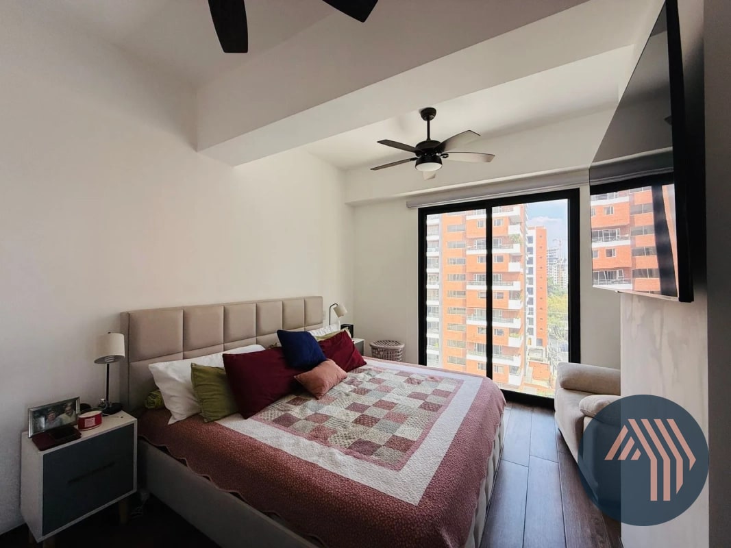 VENTA DE HERMOSO APARTAMENTO - MORETTI, ZONA 10 - 2