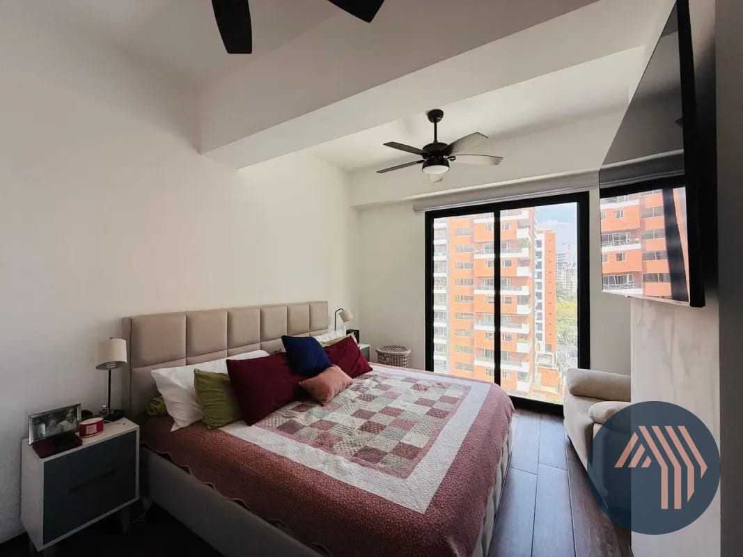 VENTA DE HERMOSO APARTAMENTO - MORETTI, ZONA 10 — Apartamento en Venta en Moretti, Zona 10, Guatemala, Ciudad — foto 3 de 15