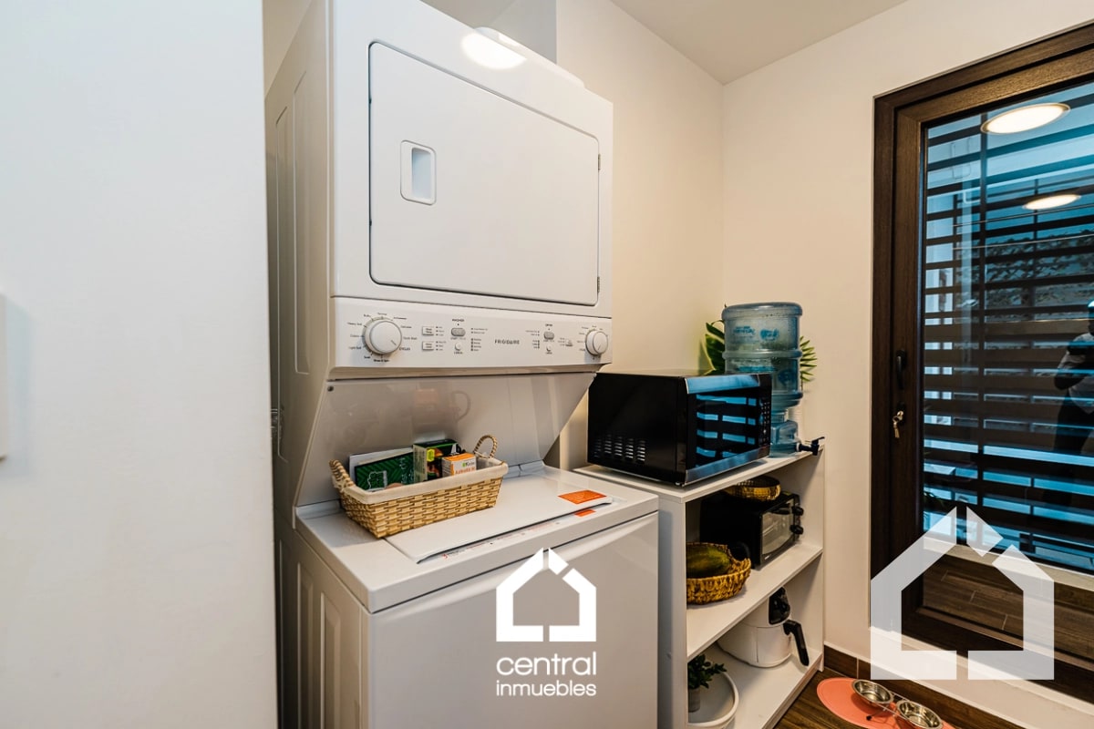 En venta apartamento de 2 habitaciones en Balmes 47, zona 11 - 12