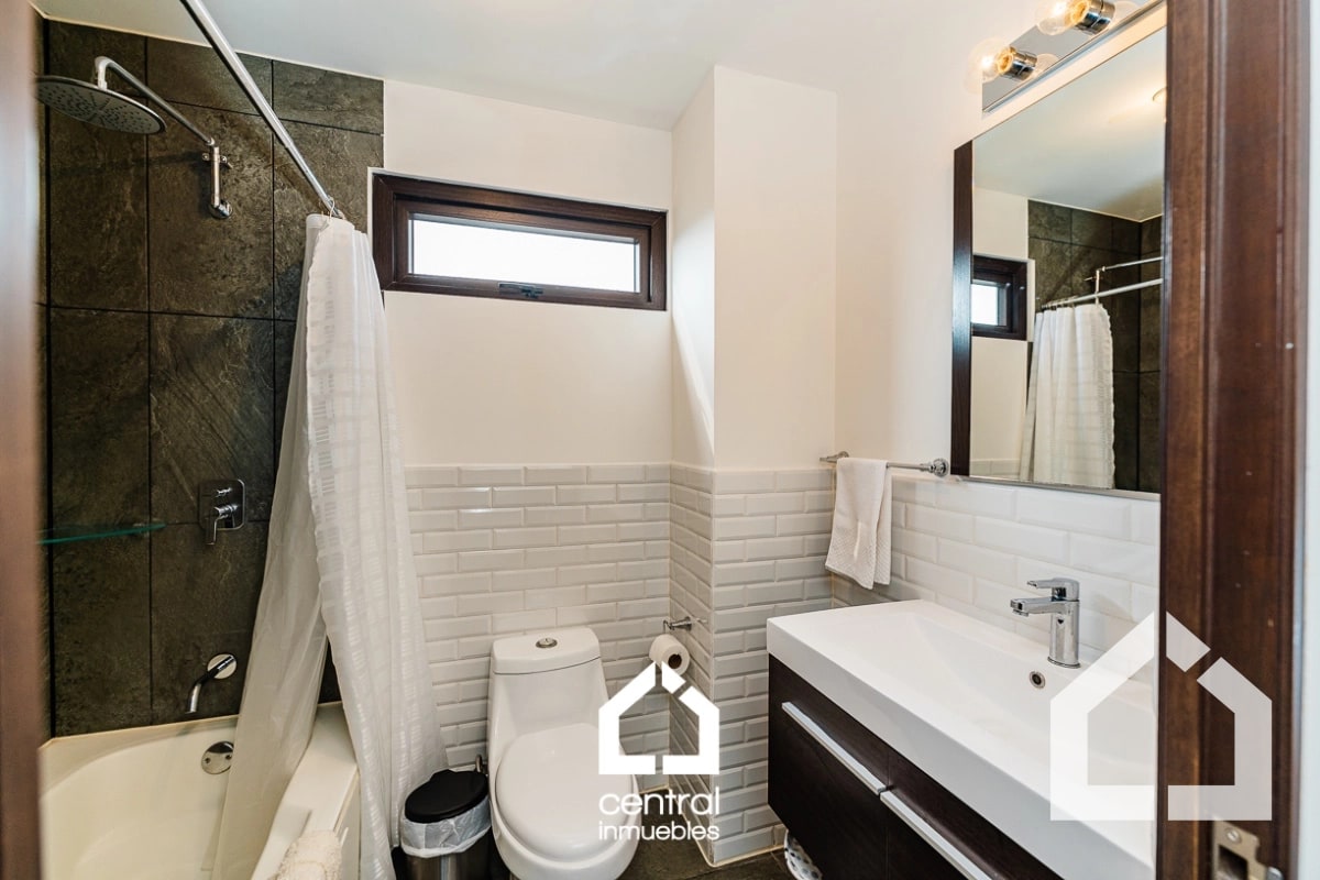 En venta apartamento de 2 habitaciones en Balmes 47, zona 11 - 7