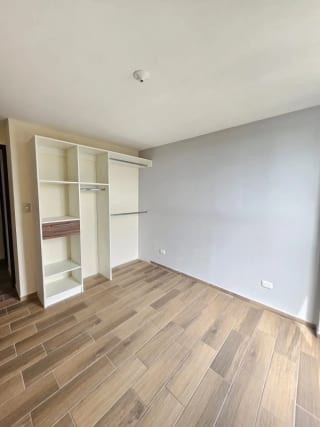 Vendo apartamento en zona 11 sobre la Roosevelt a la altura de centro españo — Apartamento en Alquiler en Zona 11, Guatemala, Ciudad — miniatura 4 de 8