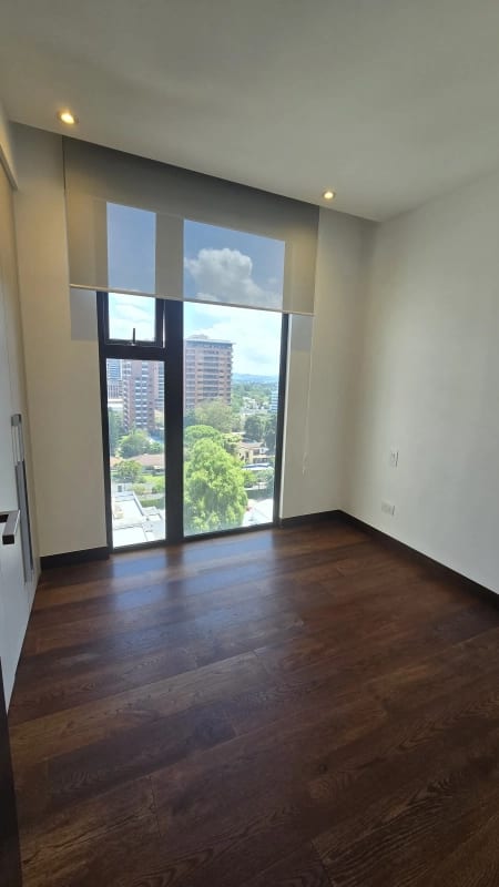 Se Alquila Apto. Edificio Vasanta, Zona 10. — Apartamento en Alquiler en Vasanta, Zona 10, Guatemala, Ciudad — foto 10 de 14
