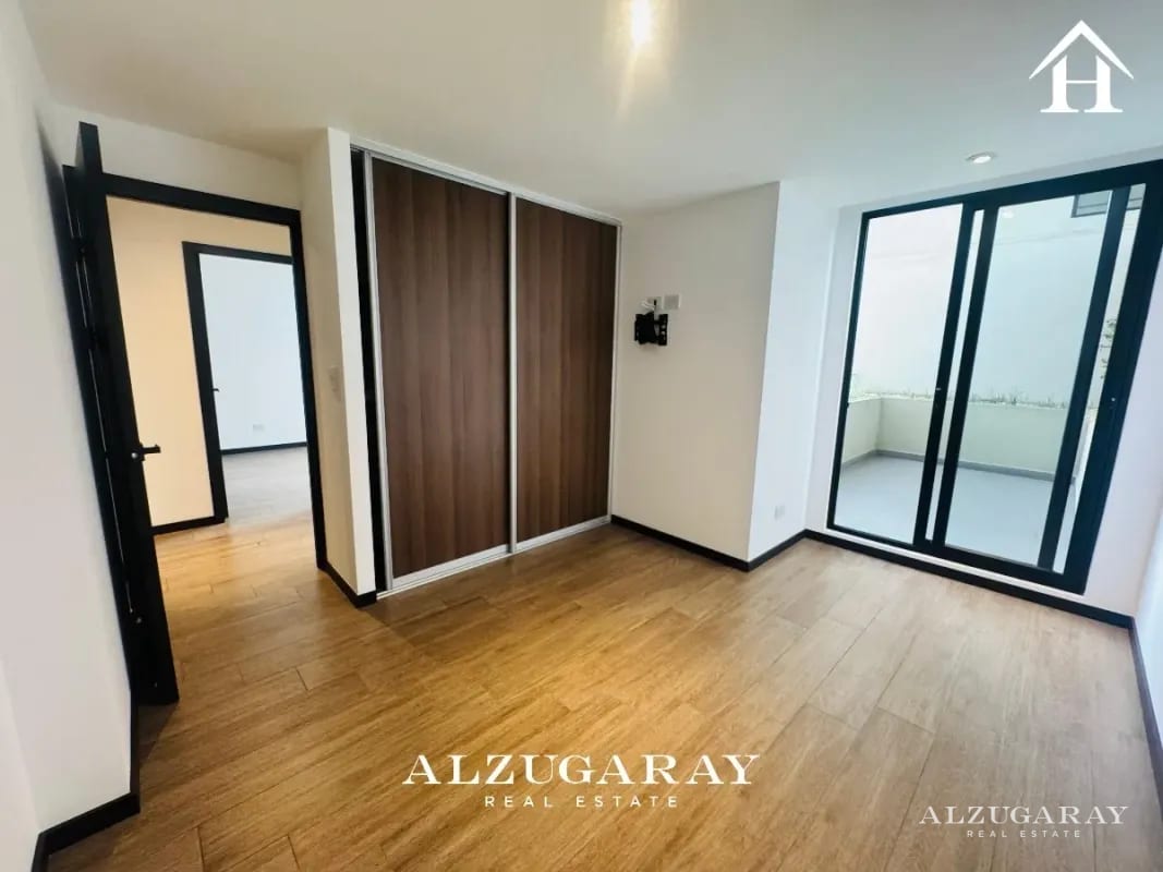 Apartamento con Jardín | 3 Hab. | Edificio en Zona 10 — Apartamento en Alquiler en Zona 10, Guatemala, Ciudad — foto 11 de 15