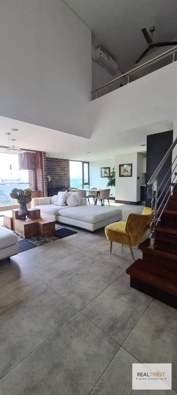 APARTAMENTO AMUEBLADO EN VENTA VIU CAYALÁ ZONA 16 - 16