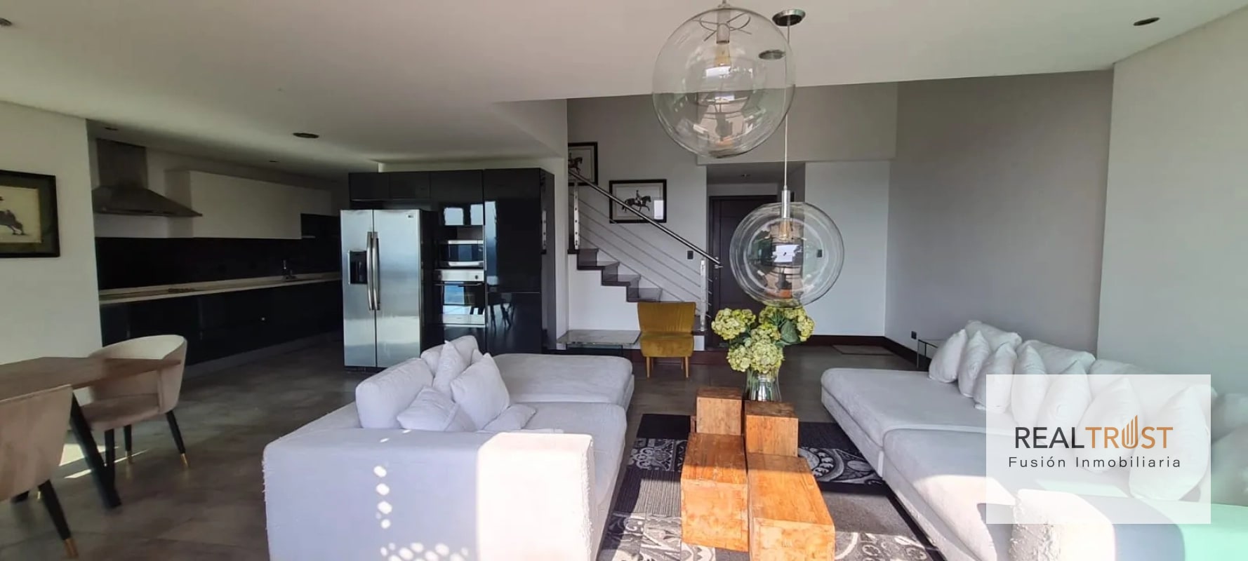 APARTAMENTO AMUEBLADO EN VENTA VIU CAYALÁ ZONA 16 - 13