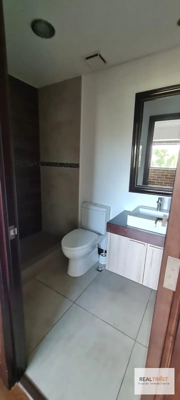 APARTAMENTO AMUEBLADO EN VENTA VIU CAYALÁ ZONA 16 - 8
