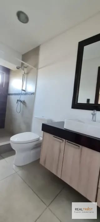 APARTAMENTO AMUEBLADO EN VENTA VIU CAYALÁ ZONA 16 — Apartamento en Venta en Zona 16, Guatemala, Ciudad — miniatura 5 de 16
