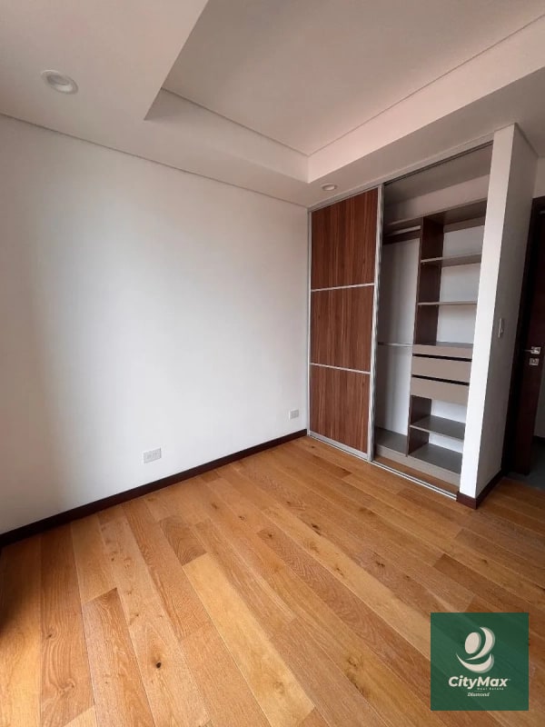 Apartamento nuevo en Renta en Edificio Quinta Avenida Zona 14 - 5
