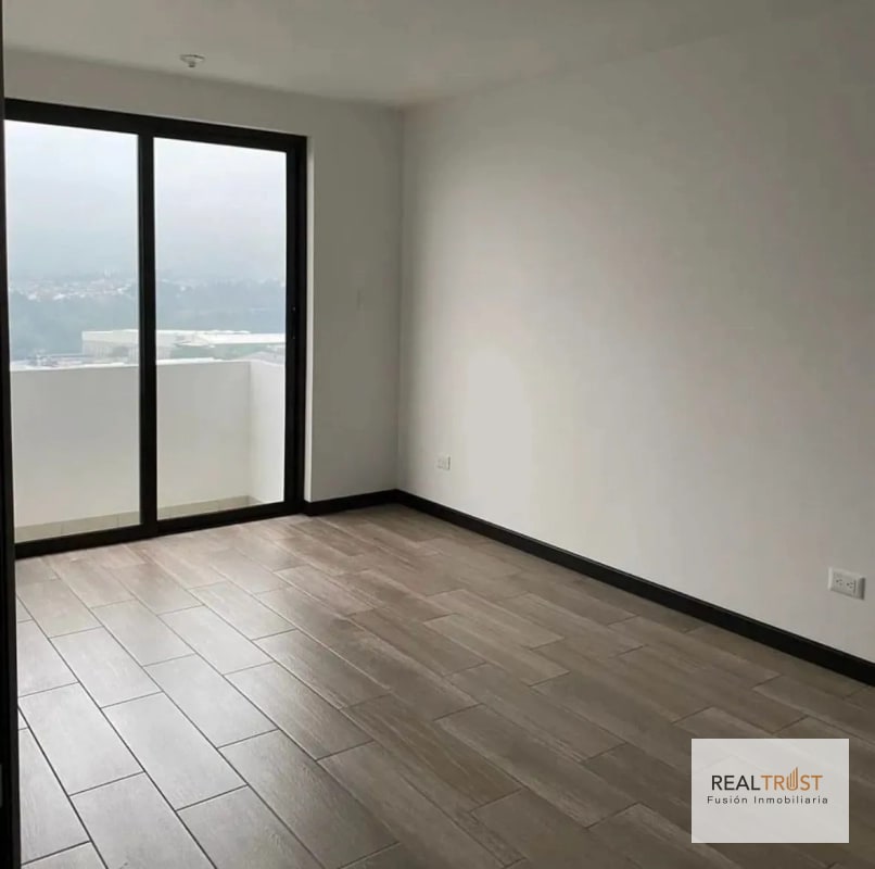 APARTAMENTO EN VENTA PETAPOLIS ZONA 12 PARA INVERSIONISTAS - 1