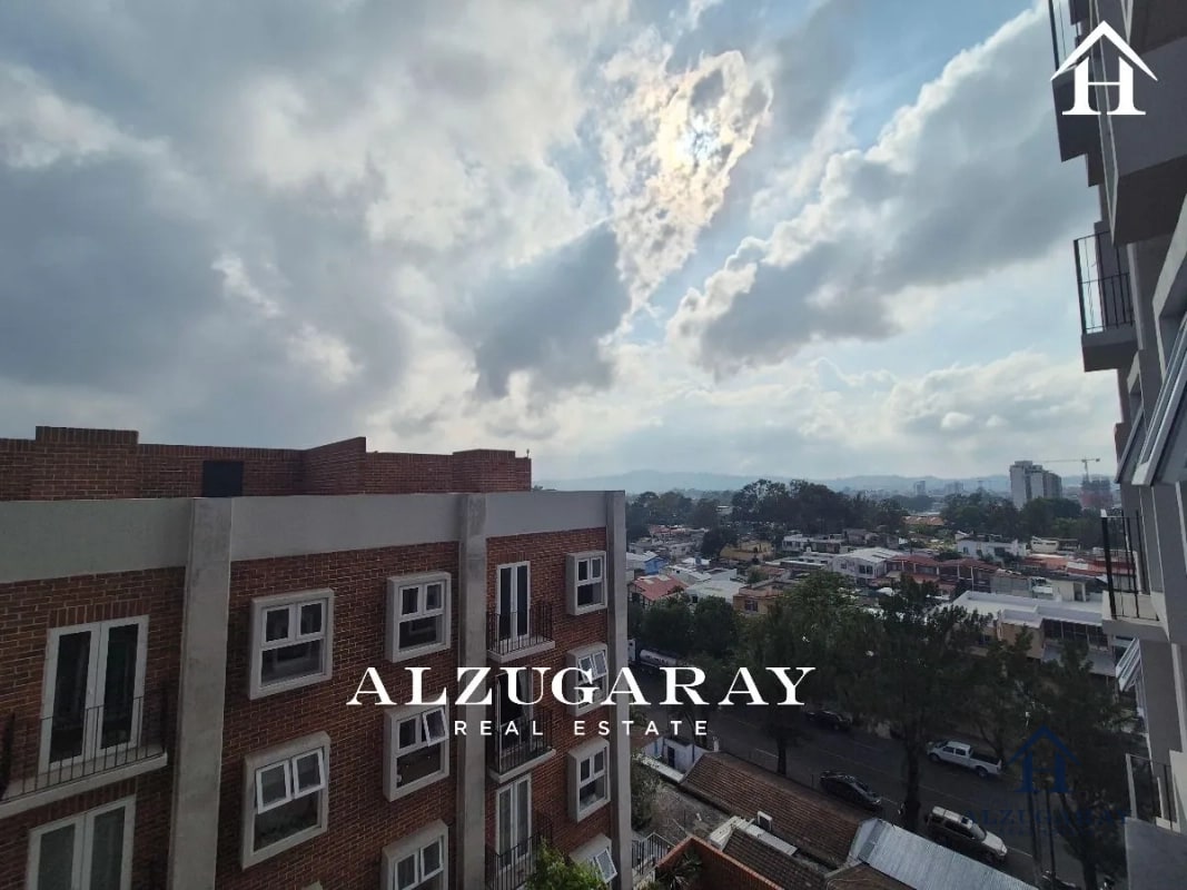 APTO. NIVEL ALTO C/ BALCÓN - 2 HAB. / EDIFICIO EN ZONA 2 - 7