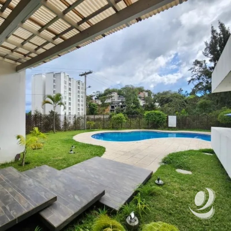 Apartamento en Venta Alta Villa El Naranjo Z. 11 Mixco - 1