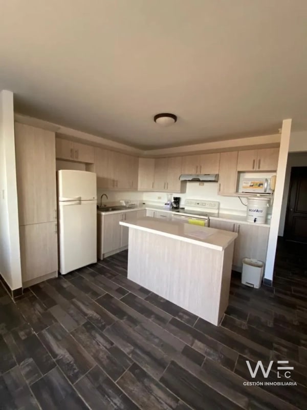 VENDO APARTAMENTO ZONA 14 - 6