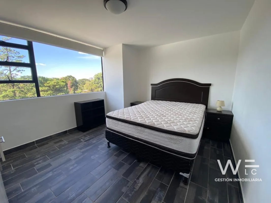 VENDO APARTAMENTO ZONA 14 - 5